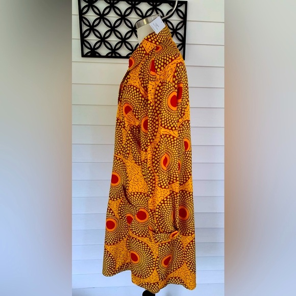 Women’s WoWo Long Sleeve orange and brown patterned button down NWT size 2 XL - Picture 2 of 5